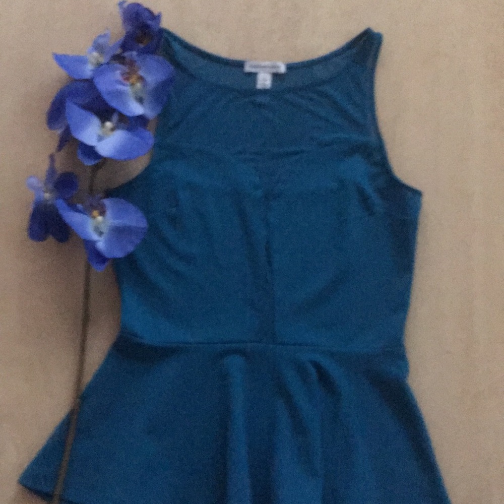 Hot blue top ⭐️